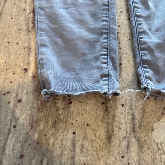 American Eagle Womens Super Stretch Hi-Rise Light Blue Jeggings - Size 8 - Picture 4 of 5